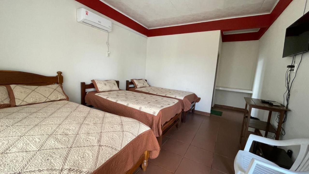 Hotel Puerto Selva Villa Tunari Luaran gambar