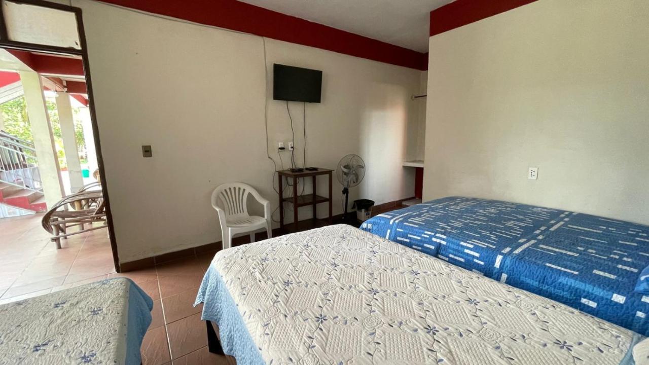 Hotel Puerto Selva Villa Tunari Luaran gambar